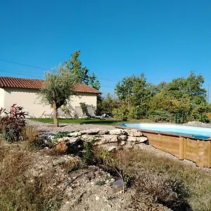 Un Gite Entierement Renove A La Campagne Hébergement de vacances Pern